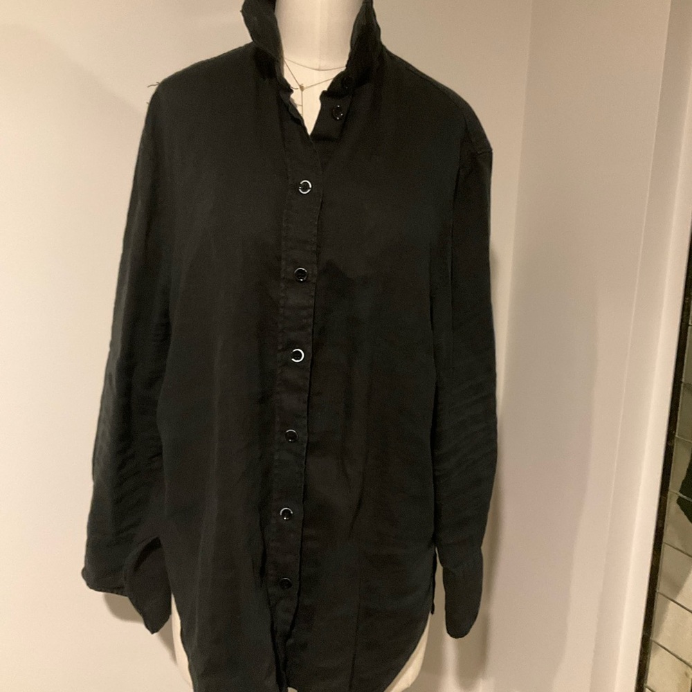 Zara Women's Black Button-Down Shirt - Picture 2 of 5